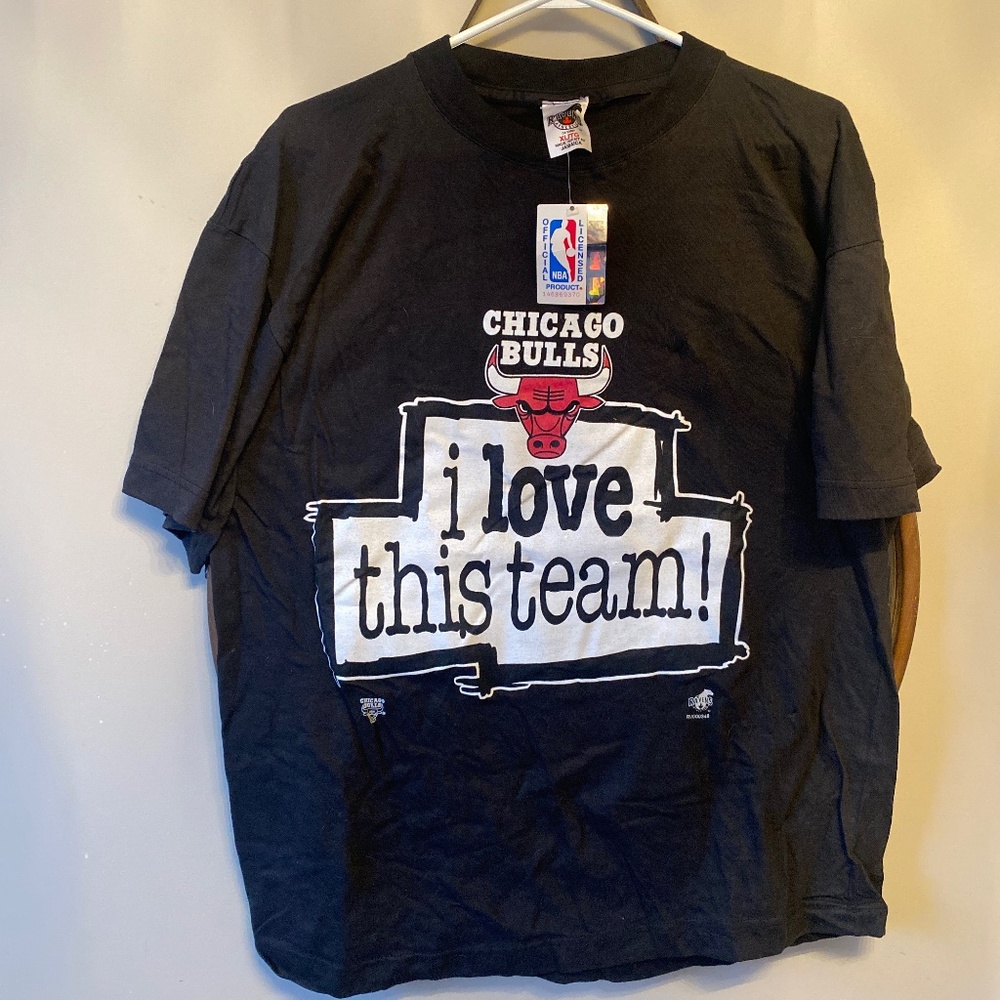 Chicago bills nba authentic retro Tshirt new with tags - Picture 1 of 4